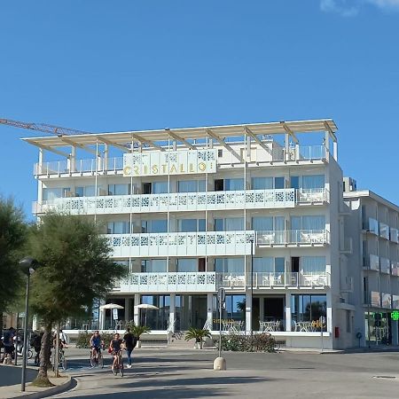 סניגליה Hotel Cristallo מראה חיצוני תמונה
