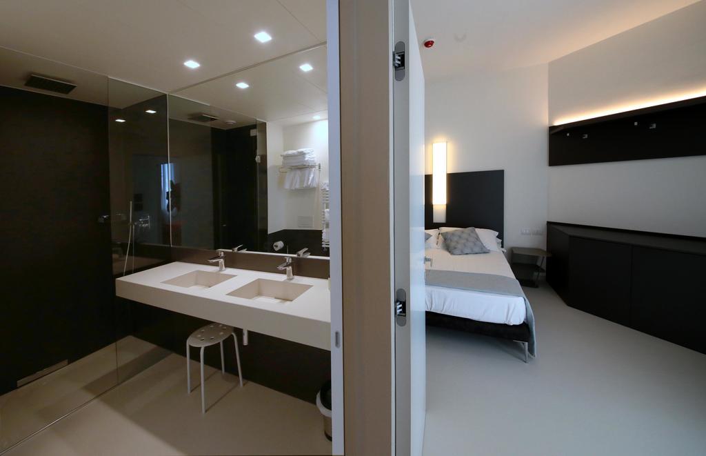 סניגליה Hotel Cristallo חדר תמונה