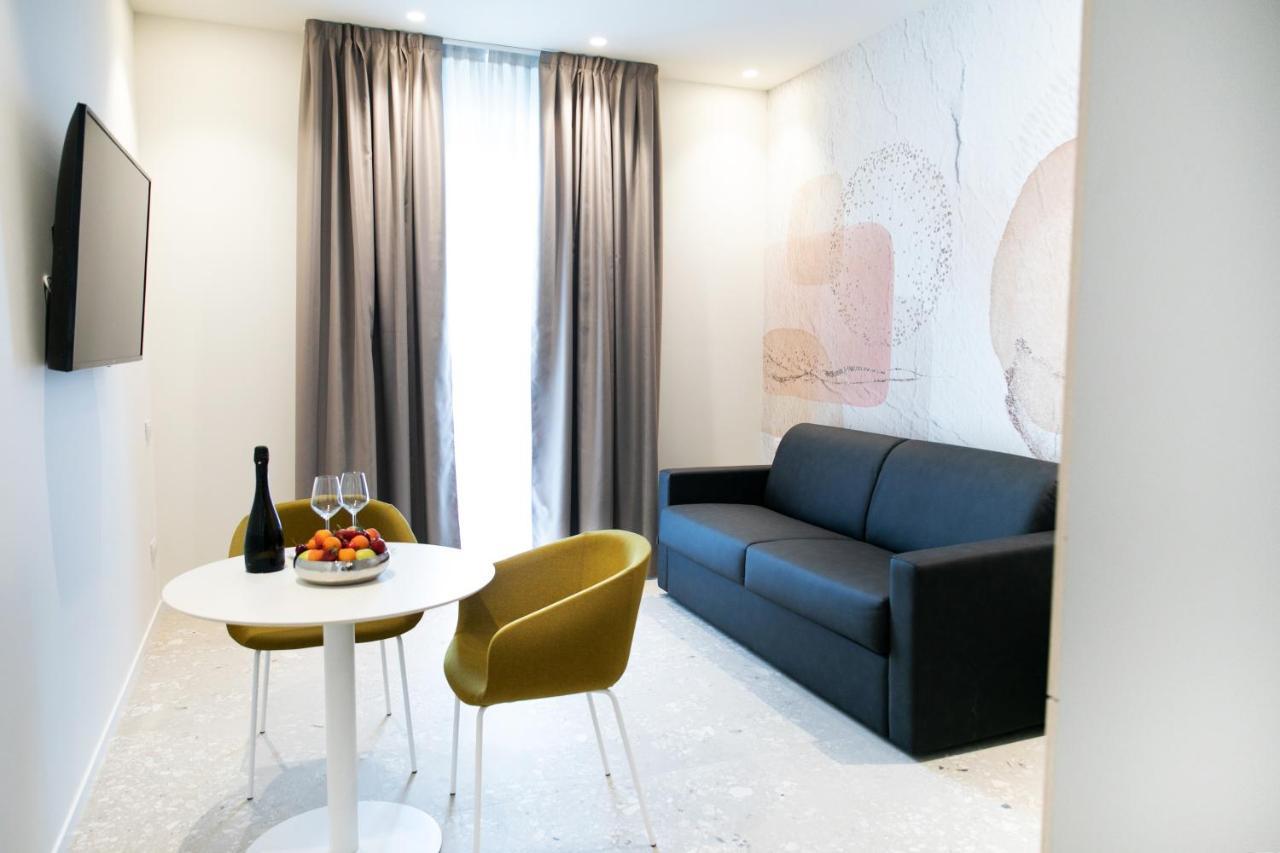 סניגליה Hotel Cristallo מראה חיצוני תמונה