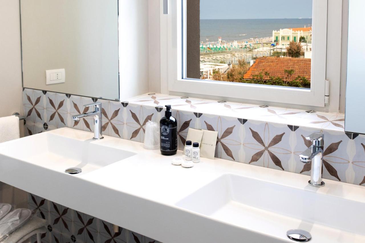 סניגליה Hotel Cristallo מראה חיצוני תמונה