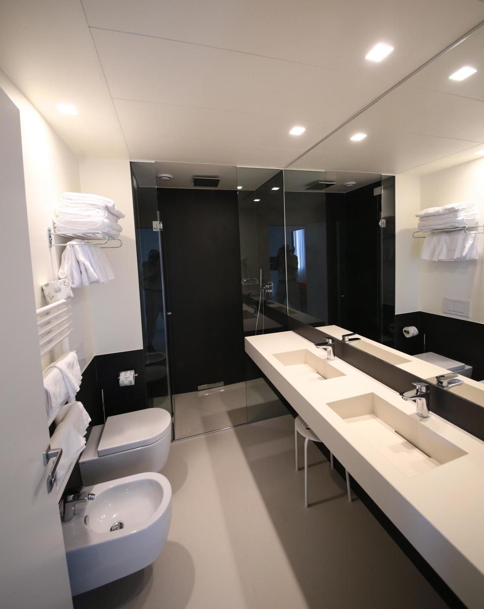 סניגליה Hotel Cristallo חדר תמונה